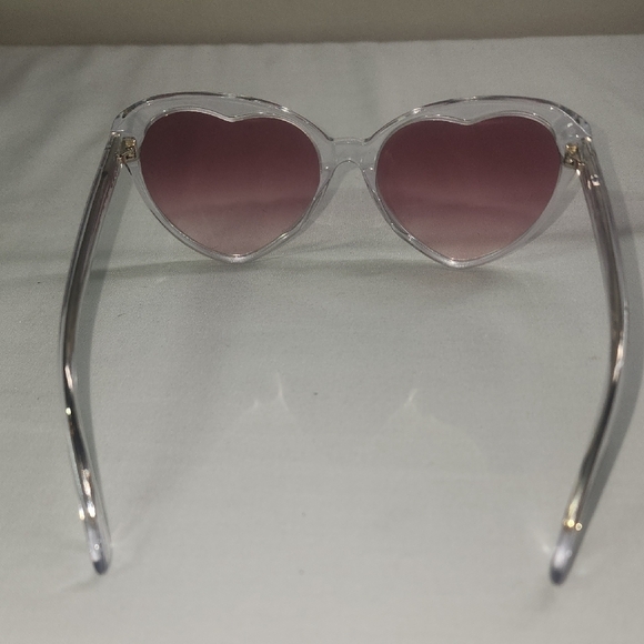 Kate Spade Heart-Shaped Sunglasses with Clear Frame and Purple Lenses - Picture 6 of 8